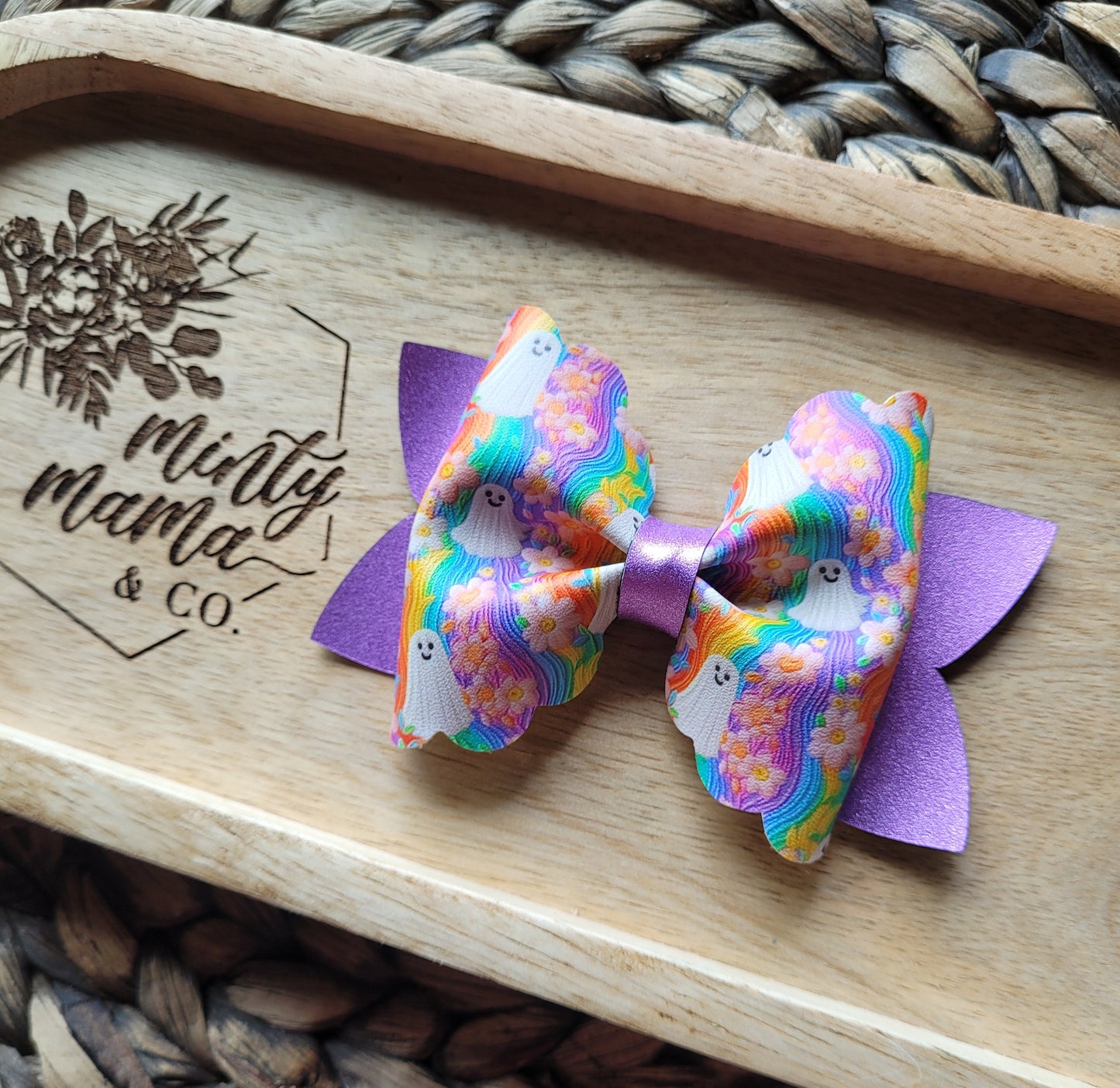 Lovie Classic:: Faux Embroidered Ghosts