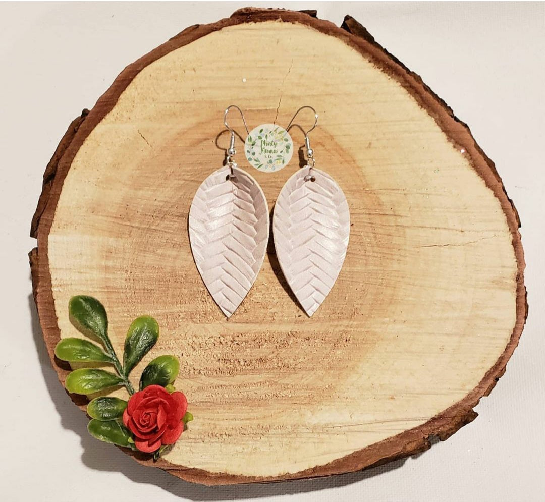 Dangle Earrings:: Pinch Antique White Braids