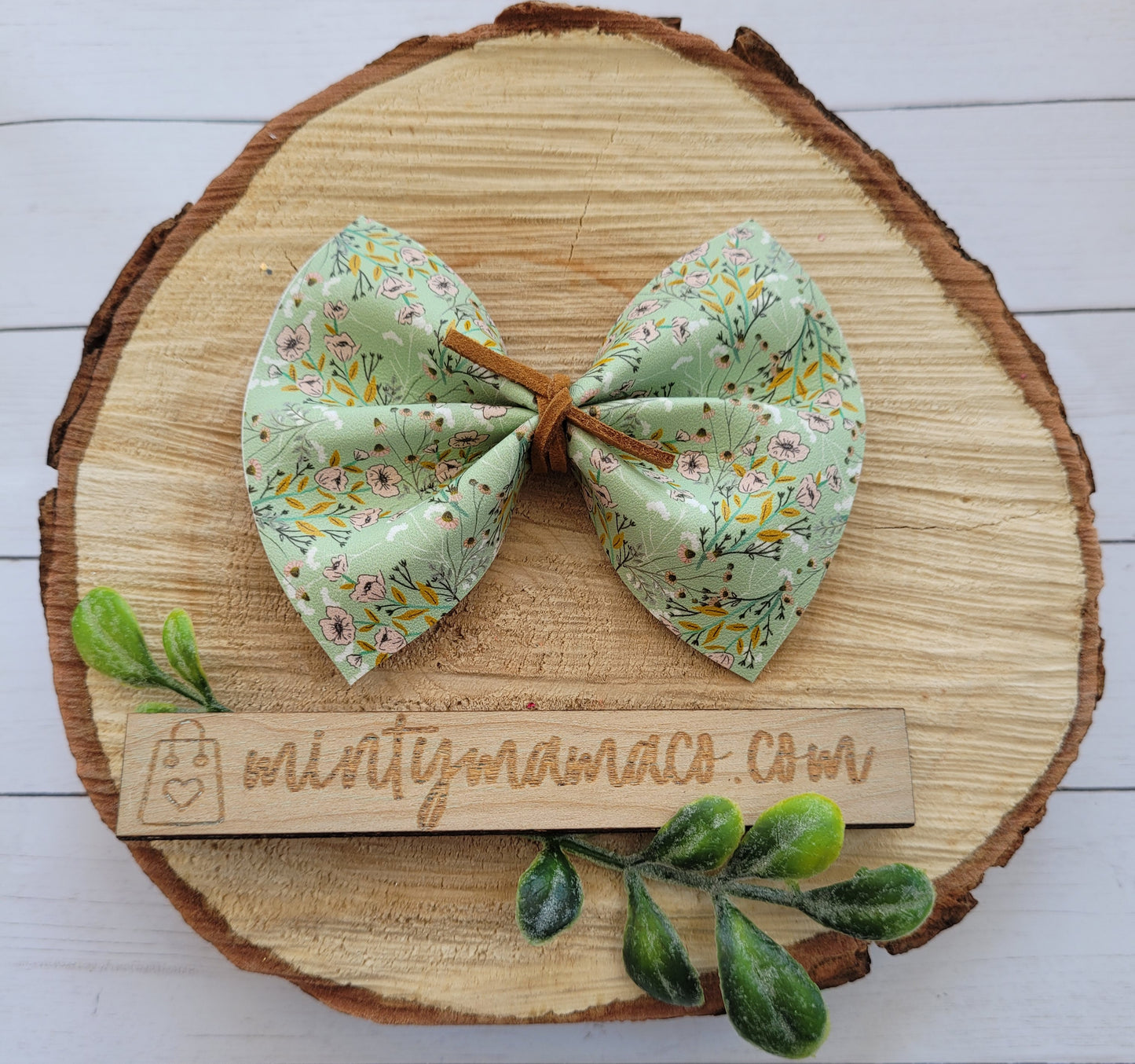Pinch Fan:: Green Floral