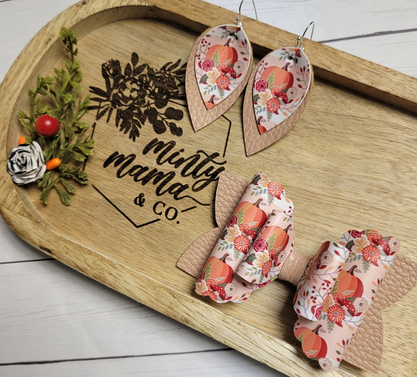 Jocie Classic:: Fall Floral Pumpkin