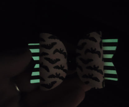 Sweetie Bow:: GLOW Pretty Pink Bats