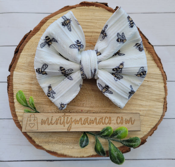 Braided Knit Fabric Bow:: Buzzzz