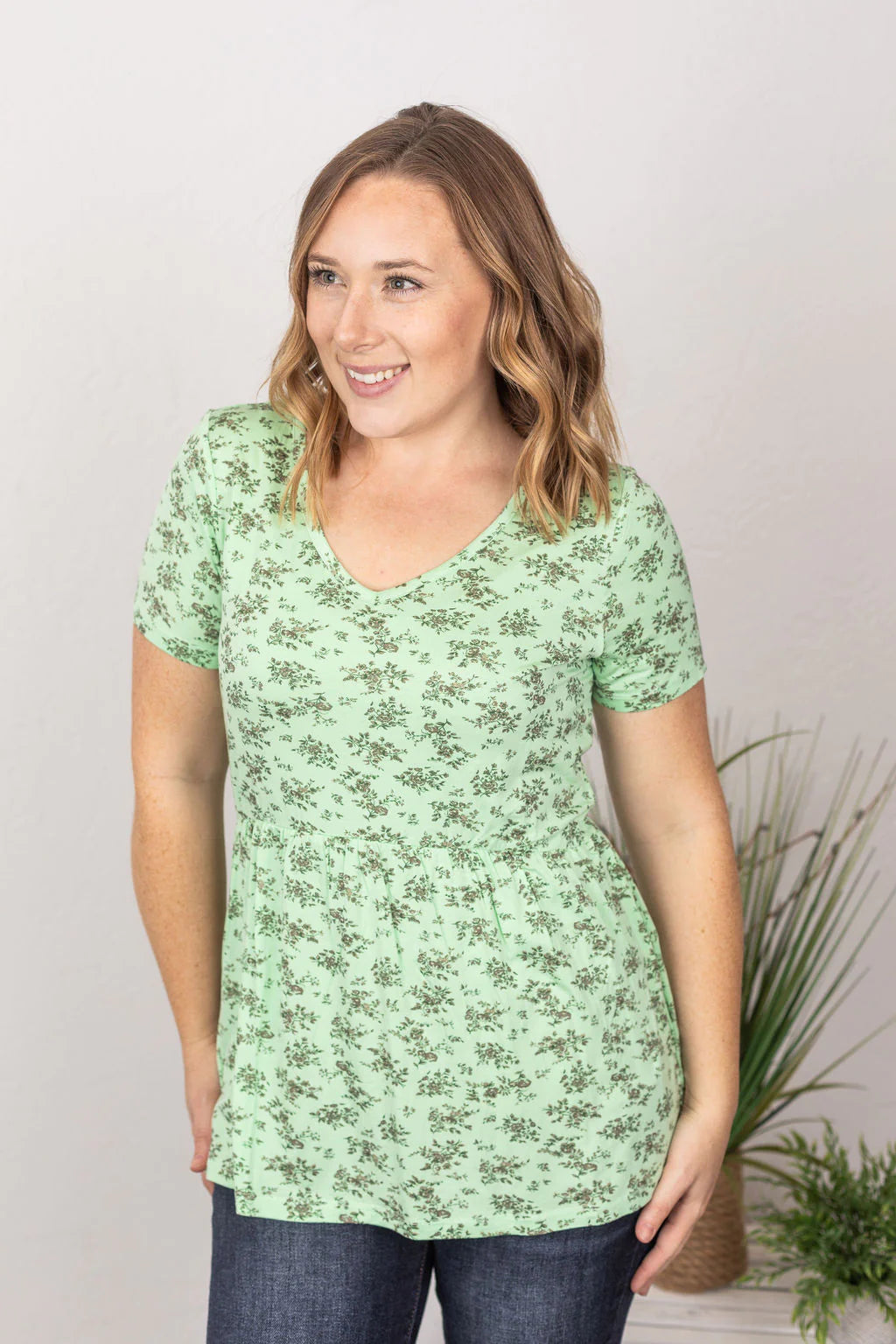 *SALE*: Sarah Ruffle Top:: Mint Floral